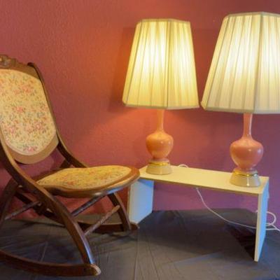 Vintage Wood Foldable Rocking Chair & 2 Pink Lamps
