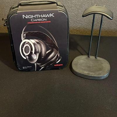 Nighthawk Carbon Around The Ear Headphones By Audioquest & Audioquest Headphone Perch(2of3 Sets-New)
