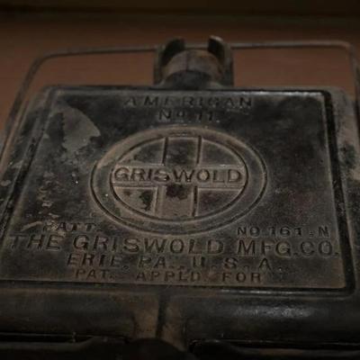 Rare Griswold Square Cast-iron waffle maker