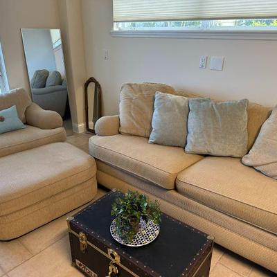 Norwalk Sofa, Chair & Ottoman