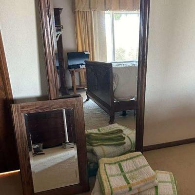 Ha109 two mirrors and pottery barn kids anna quilt set queen)
