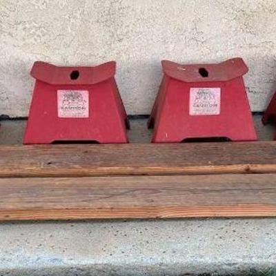 Ha185 wheel stands set of 4) and (2) wooden ramps