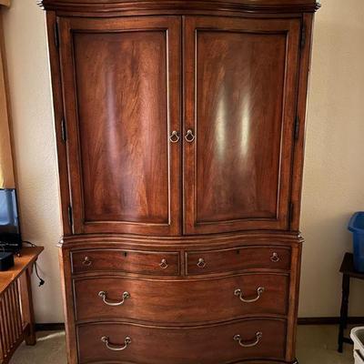 Ha189v thomasville armoire