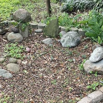 Landscaping rocks