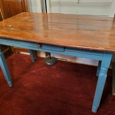 Display table for sale $100