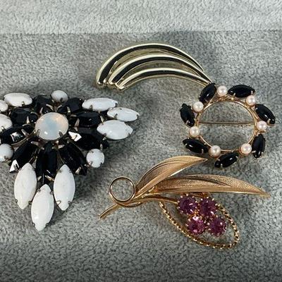 Vintage Brooches