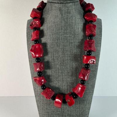 Red Coral/Blk Onyx Necklace