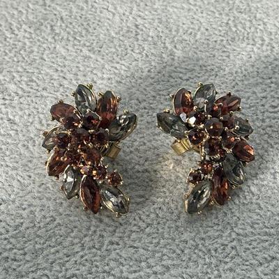 Vintage Trifari earrings