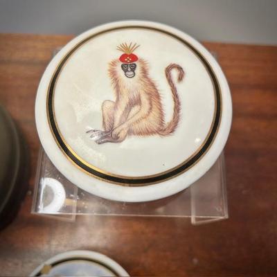 Vintage Lynn Chase porcelain trinket box