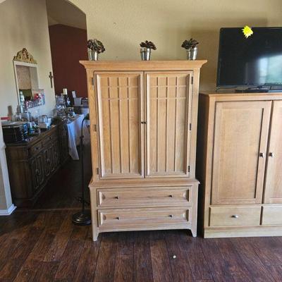 Thomasville Cabinets
