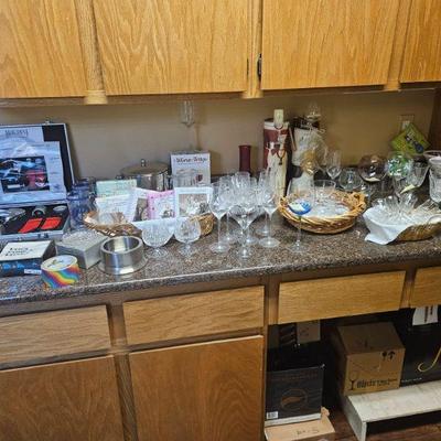 Glass/Dishware/Cooking Items