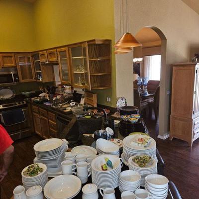 Glass/Dishware/Cooking Items