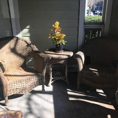 3 piece wicker set $69