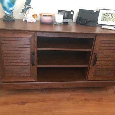 console $45
48 X 17 X 25"