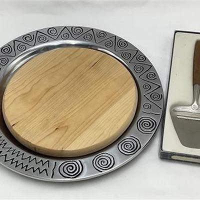 Lot 086  
Armatale “Reggae” Cheese Board & Spar Cheese Slicer