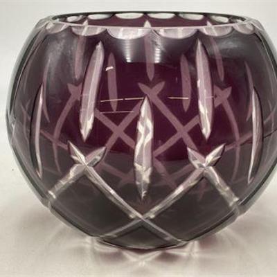 Lot 013   
Amethyst Cut Crystal Bowl