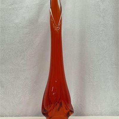 Lot 014  
Tall Slung Vase