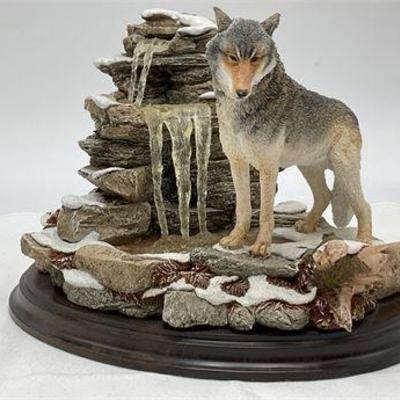Lot 020   
“HIGH GROUND” Loan Wolf Crafted Art