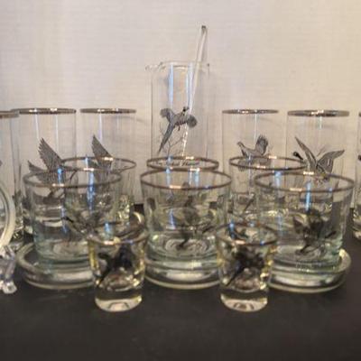 Silver rimmed Vintage Federal Sportsman Glassware
2--shot glasses (ring necked pheasant)
6--lowball glasses (canvasback, Canada goose,...