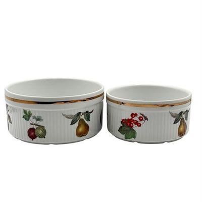 Lot 045   
Staffordshire "Salem" Oven Casserole Dish Collection (2ct)