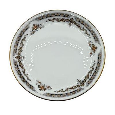 Lot 010   
Wardair Fine Bone China Bread Plates, by Royal Doulton