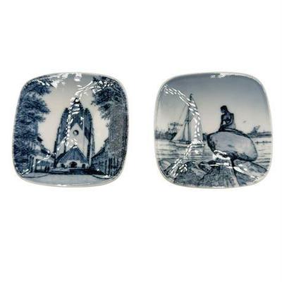 Lot 011   
Bing and Grondahl Miniature Decorative Wall Plates