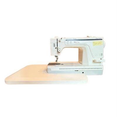 Lot 125   
Husqvarna Viking Mega Quilter Sewing Machine