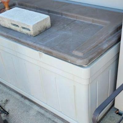Deck Box