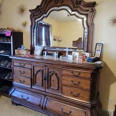 AICO Michael Amini Bedroom Set