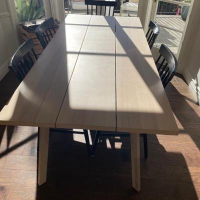 TABLE 3' WIDE, 79" LONG