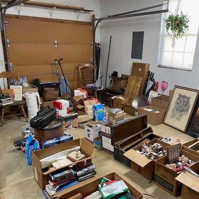 Estate sale photo