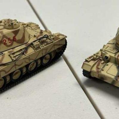 BAP086- 2 Vintage German 1998 Mattel Tanks
