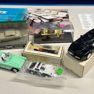 BAP100- Lot of Vintage Diecast Cars