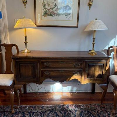 Sideboard