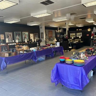 Estate sale photo