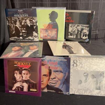 Laser Discs Charlie Chaplin, Alfred Hitchcock (has Been Opened) And Many Others
