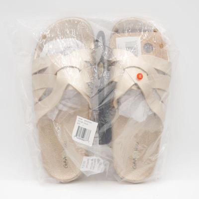 Gaa Huu Gold Slip-On Sandals Women's Size L 9/10 - New