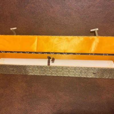 https://ctbids.com/estate-sale/33681/item/3767041/Vintage-Japanese-Song-Scroll