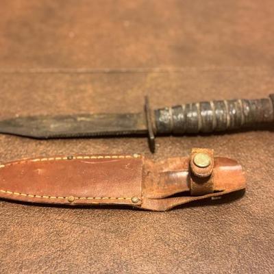 https://ctbids.com/estate-sale/33681/item/3766696/Vintage-Vietnam-War-Era-Pilot-Survival-Knife