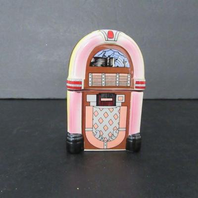 Vintage 1986 Sarsaparilla Jukebox Salt & Pepper Shakers