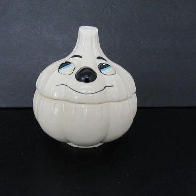 Vintage 1970s Anthropomorphic Garlic Keeper - 5½" Diameter Widest