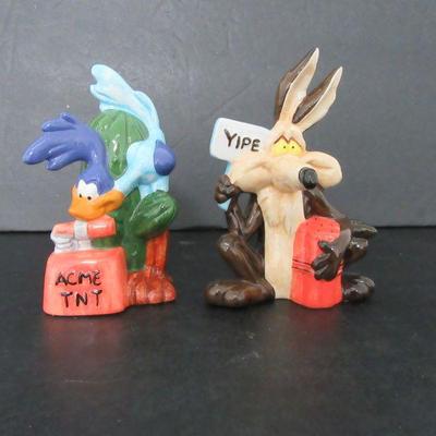 Vintage Warner Bros. C.I.C. China Wile E. Coyote & Roadrunner Salt & Pepper Shakers