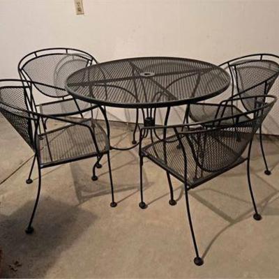 Patio Dining Set .jpg