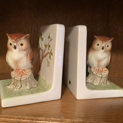 Sold $28 bookends