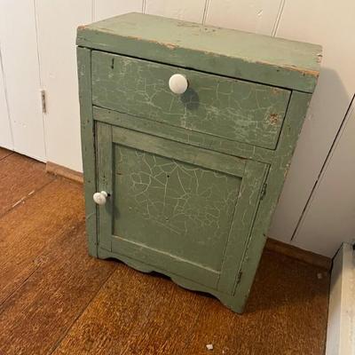Small chest 18 x 9.5 x 24