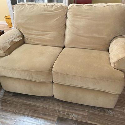 Reclining Loveseat