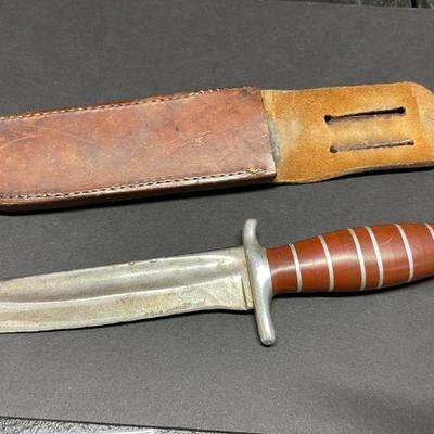 KNIFE W/SHEATH