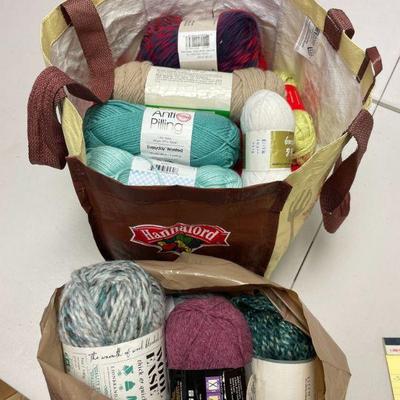 KNITTING/CRAFT LOT