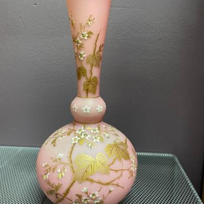 PINK VICTORIAN BUD VASE