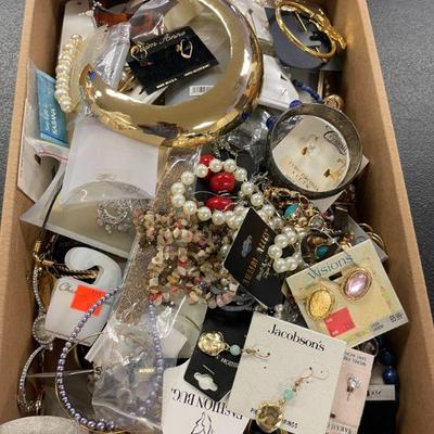 JEWELRY LOT